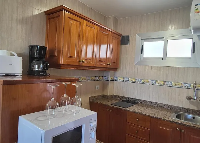 Апарт-готель Camelias 4*