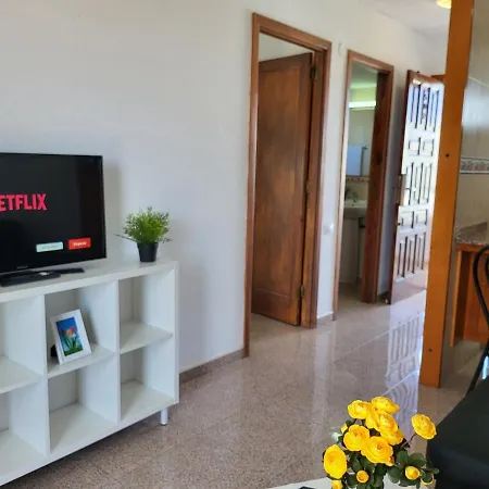 Camelias Aparthotel 4*