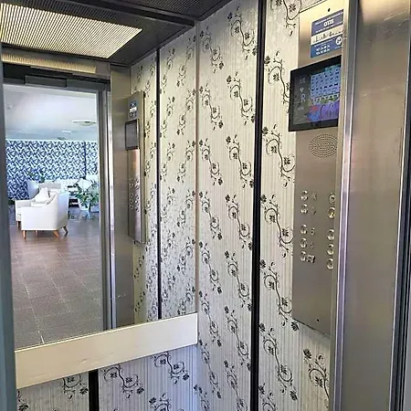 Aparthotel Camelias