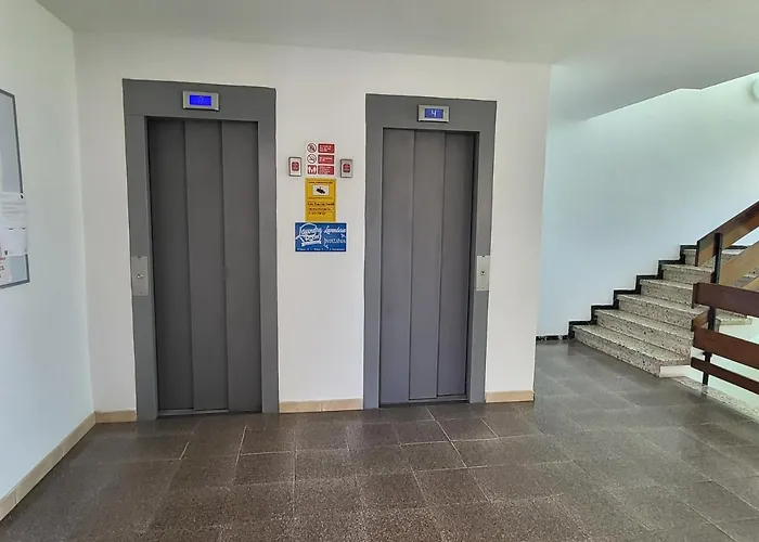 Camelias Apartahotel