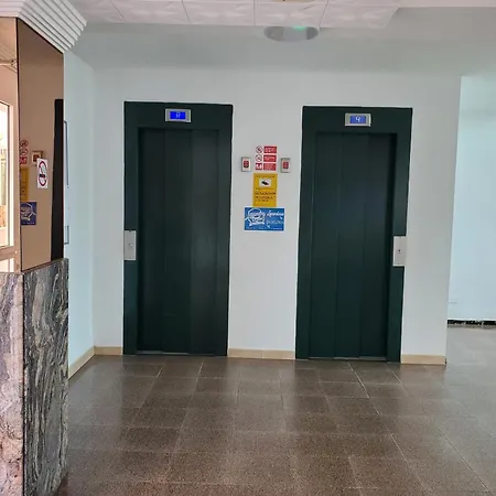 Aparthotel Camelias 3*